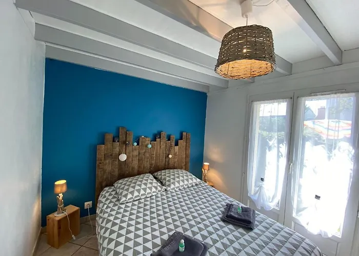 In Carteret Near Dunes &